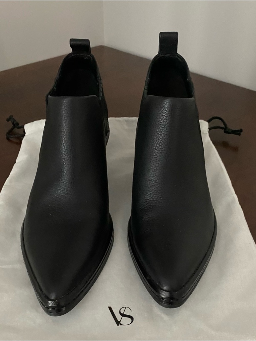 Via Spiga Luxury Fatley Black Leather Pull On Ankle Boot